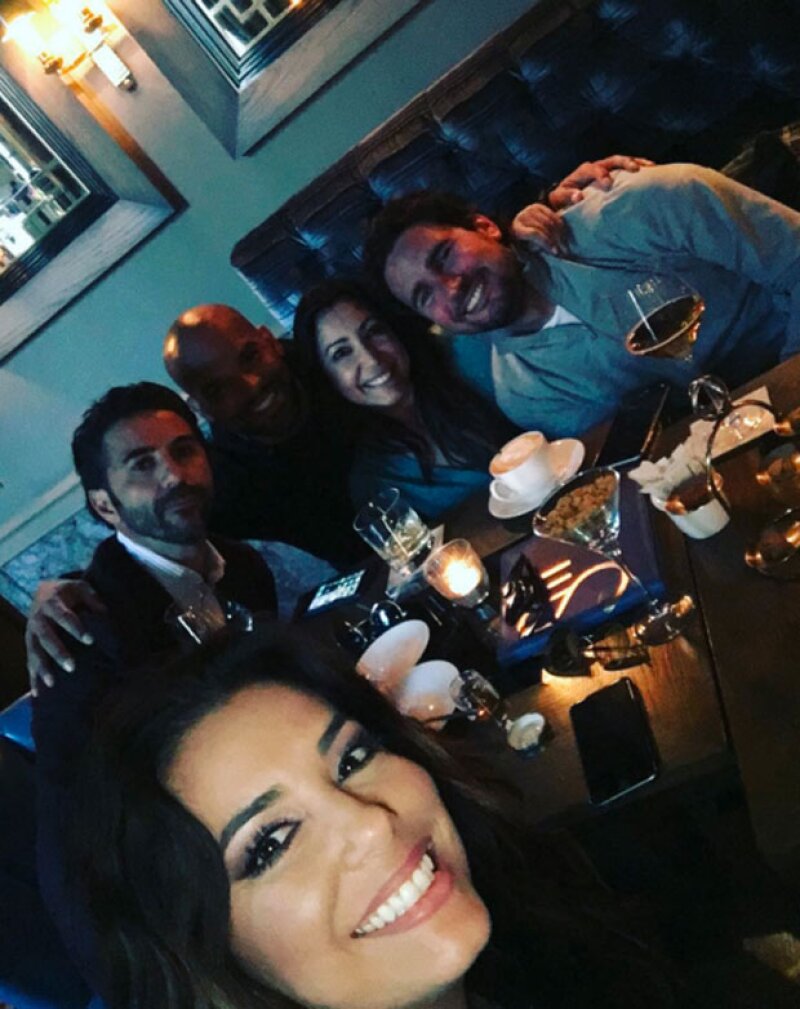 En su viaje por Madrid, Eva ha disfrutado de la compañía de amigos y su prometido, Pepe Bastón.