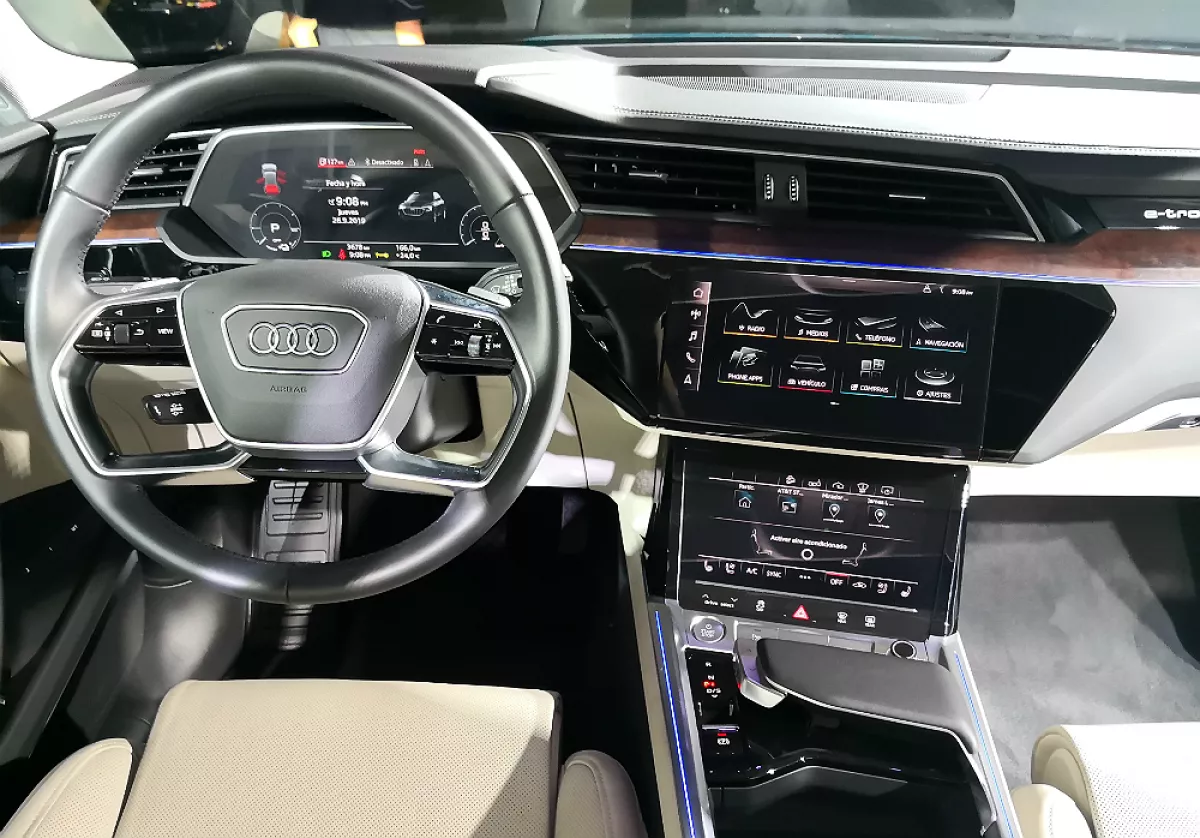 Audi e-tron interior.jpg