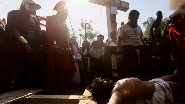 Días de Semana Santa 2025: ¿qué significa de jueves santo a domingo de resurrección?
