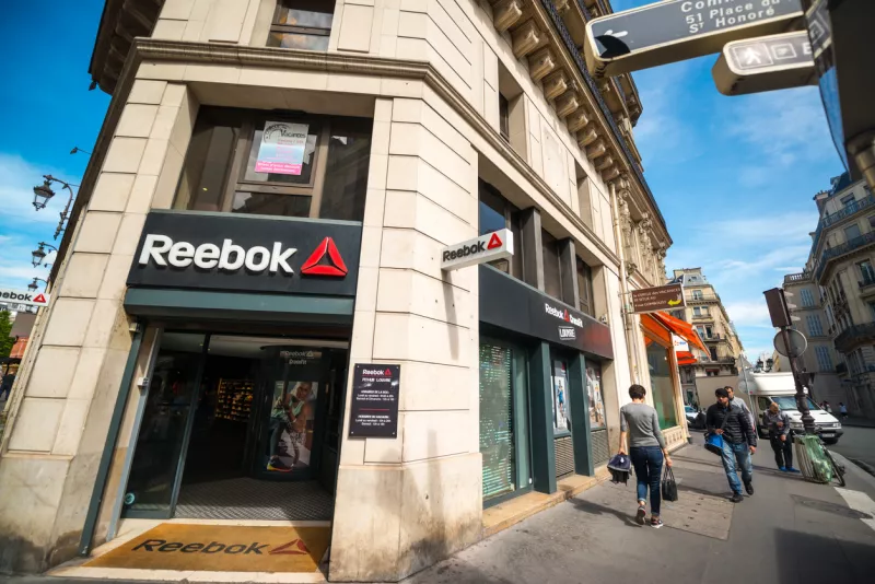 Reebok regresa a casa.