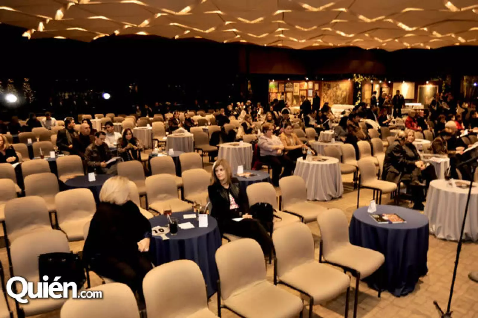 Subasta por mi Policía en el Club Campestre