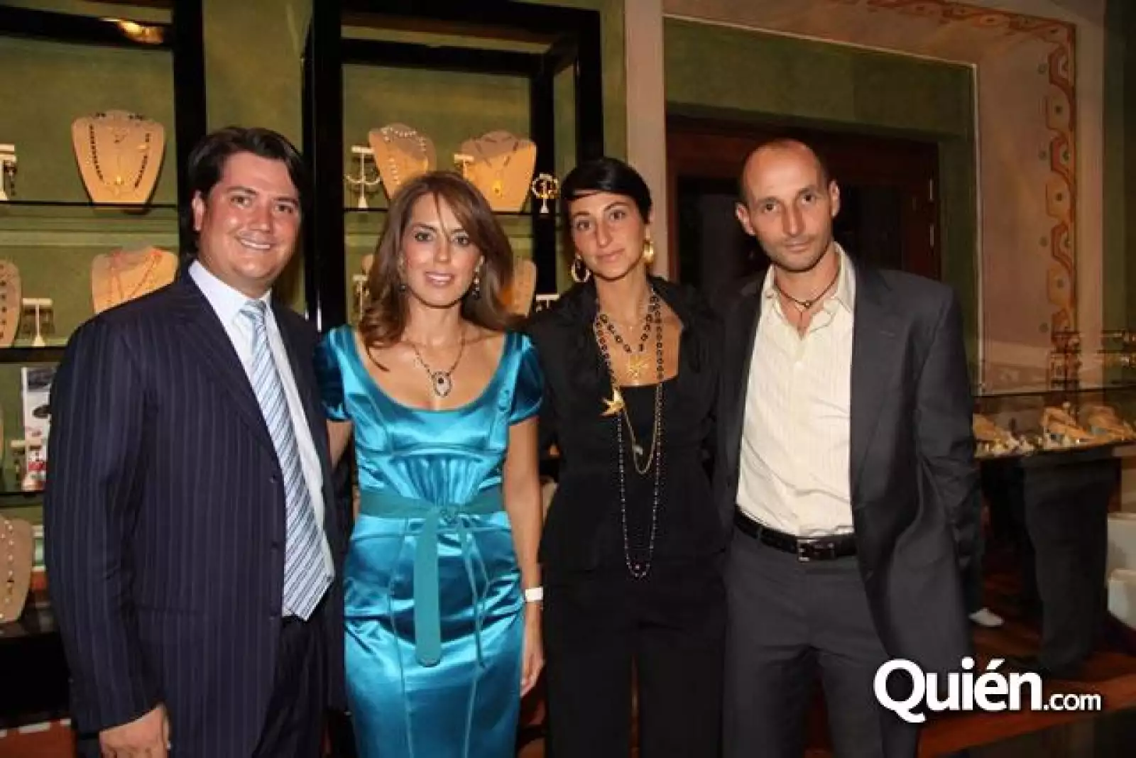 Inauguración KumKum y Kasta