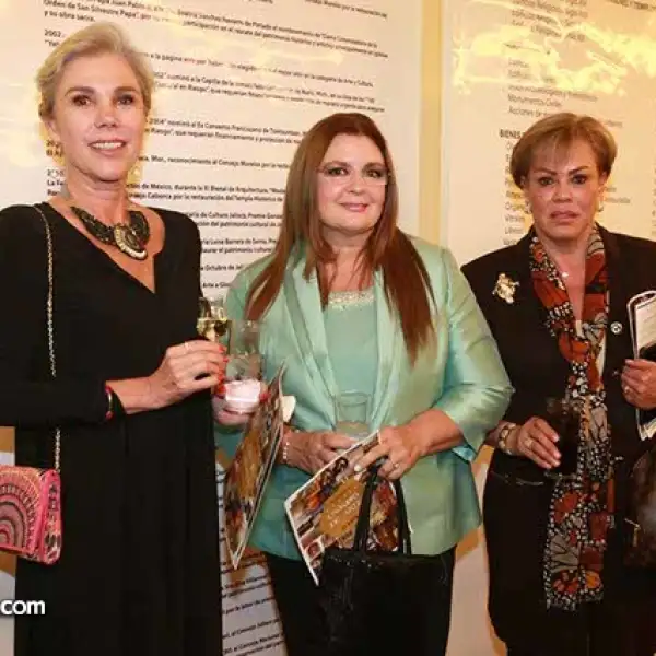 Gaby Uriarte,Rossana Duffour y Claudia de la Fuente
