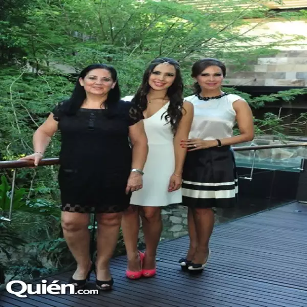 Paty Plasencia,Paty Carrillo,Maria Luisa Medina de Martínez