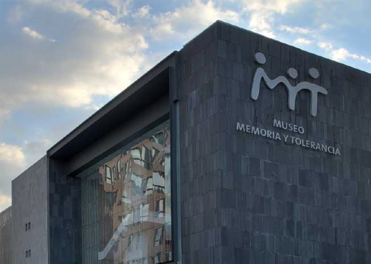 MUSEO.jpg