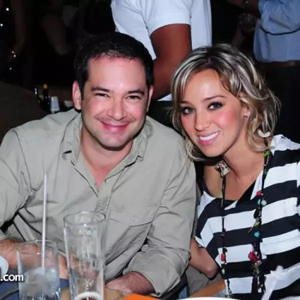 Carlos Gutiérrez,Cindy Peña