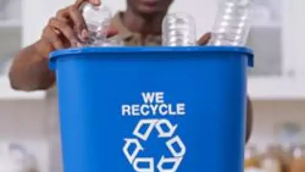 reciclaje-plastico-botellas-pet