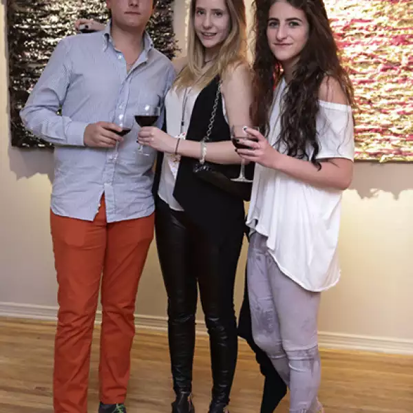 Rodrigo Rivero Lake,Mariana Días y Florencia Colin