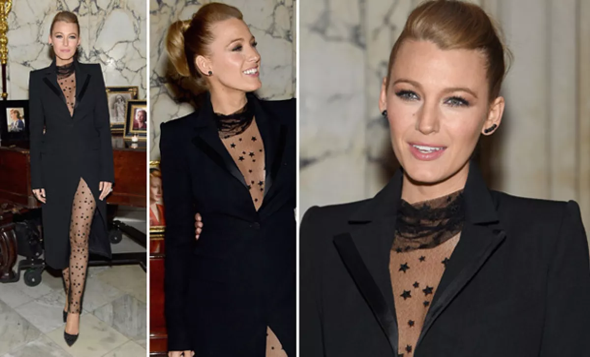 Luego de debutar en la red carpet, Blake asistió al afterparty con un outfit que dejó ver sus kilométricas piernas.