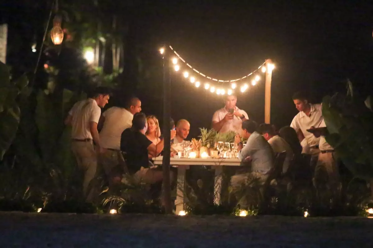 Khloé Kardashian y Tristan Thompson se reenamoran en playas mexicanas