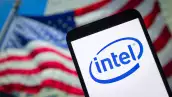 Trump 'ayuda' a Intel: construirá los chips de Apple para que deje de depender de Taiwán 
