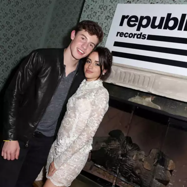 Ariana Grande a su llegada al after party.