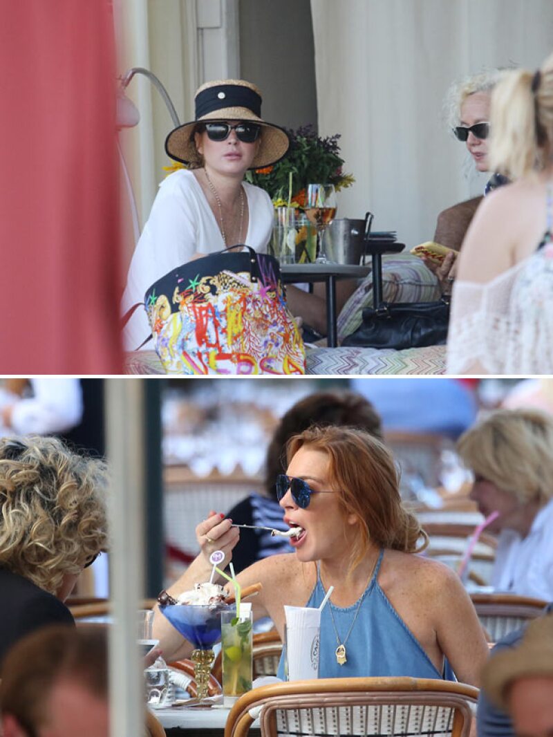 Durante sus constantes viajes, Lindsay ha sido captada comiendo y disfrutando mucho de los manjares de Mónaco y ahora Grecia, cuestión a la que se podría deber el aumento de su pancita.