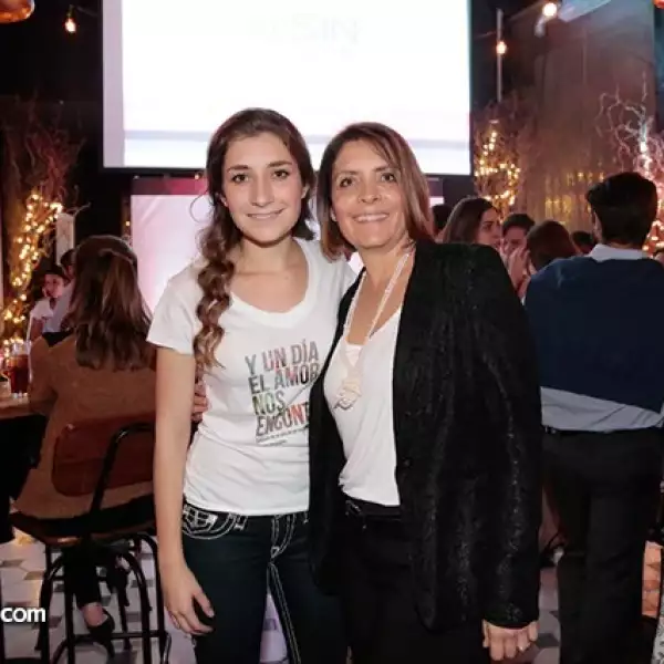 Mariana Ruenes y Lorena de la Fuente