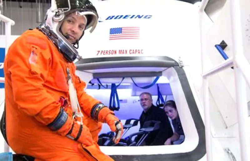 La NASA trabajar� junto a Boeing y SpaceX para construir 'taxis espaciales'. (Reuters)