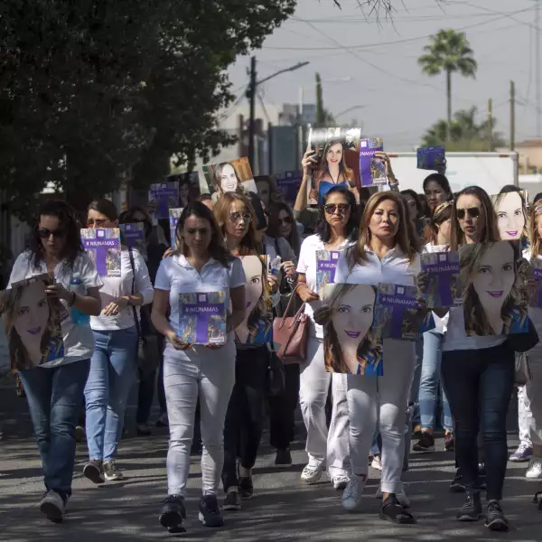 Abril Pérez marcha