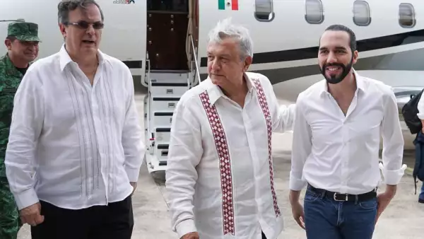 AMLO-Bukele