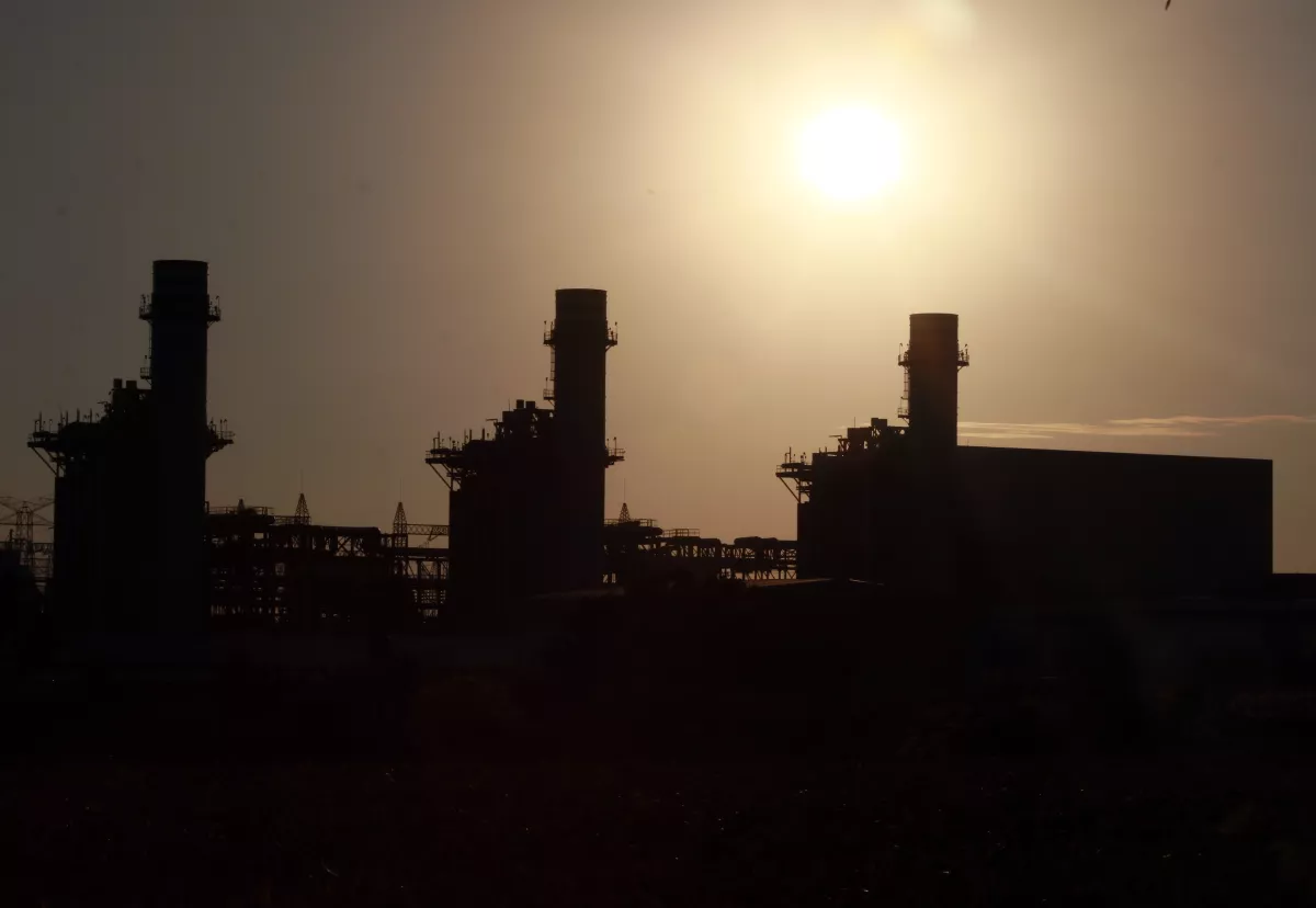 La reforma a la LIE prevé aumentar el uso de las centrales de CFE.