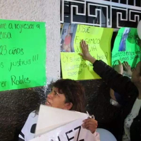 familiares, caso heaven, marcha