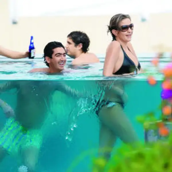 Rafael Tovar, Karla Saval