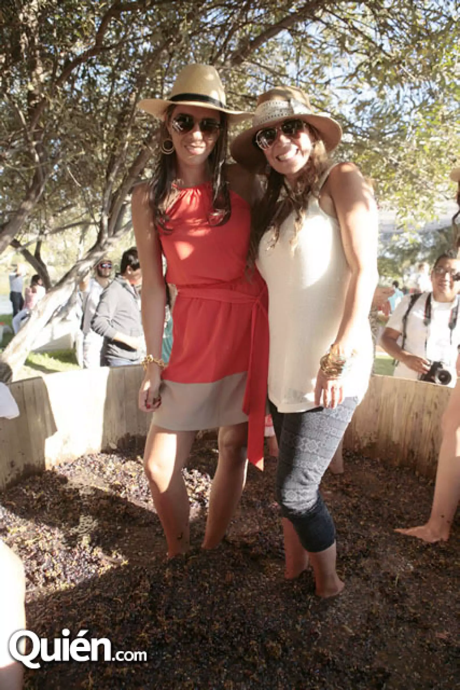 Stephanie Buitrago y Gabriela Valencia