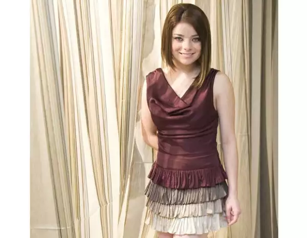 Violeta se estÃ¡ abriendo camino en el mundo de las telenovelas.