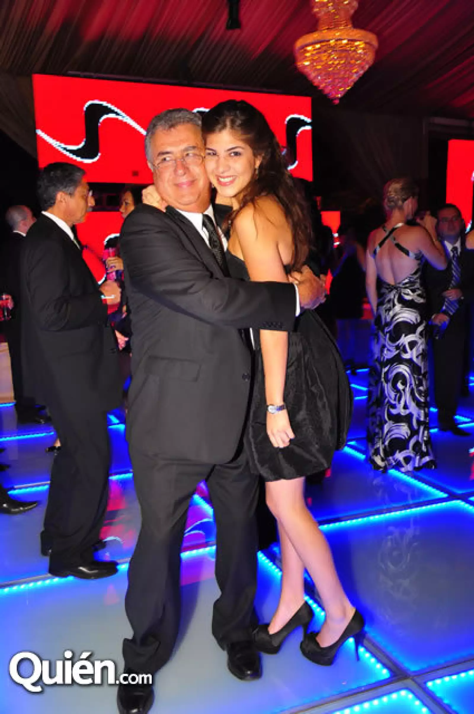 Ariel Cruz,Mónica Cruz