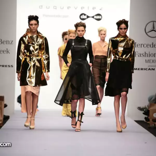 Pasarela Duque Velez