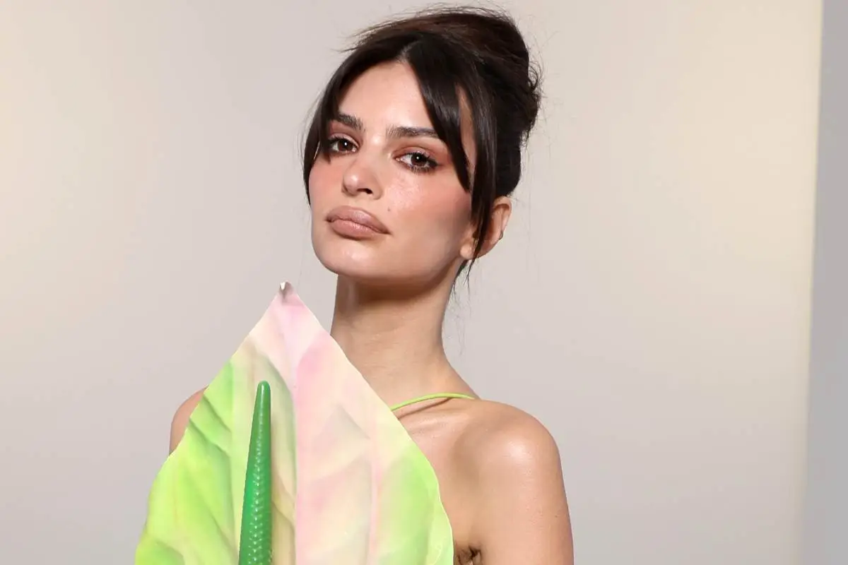 Emily-Ratajkowski.jpg