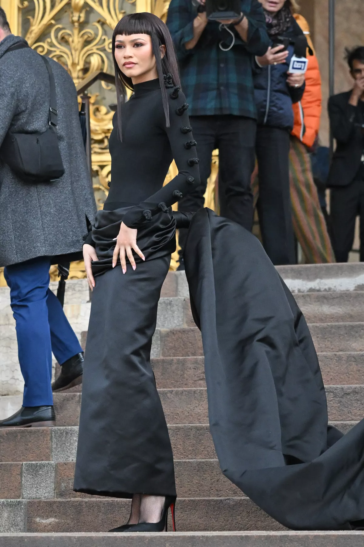 Zendaya en el front row de Schiaparelli