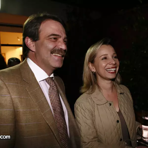 Rodolfo Camorosano,Gabriela Jiménez