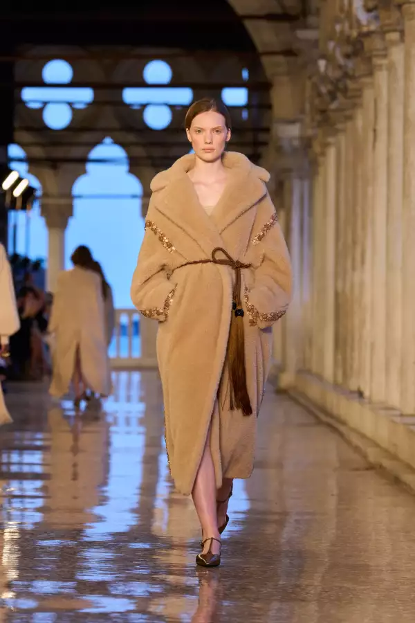 MAX MARA PRIMAVERA/VERANO 2025