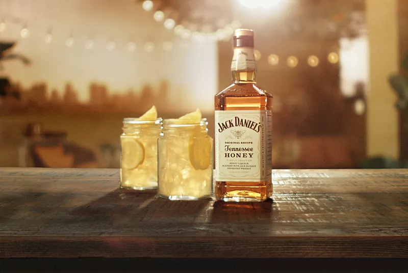 Life and Style Día Abejas 1.jpg