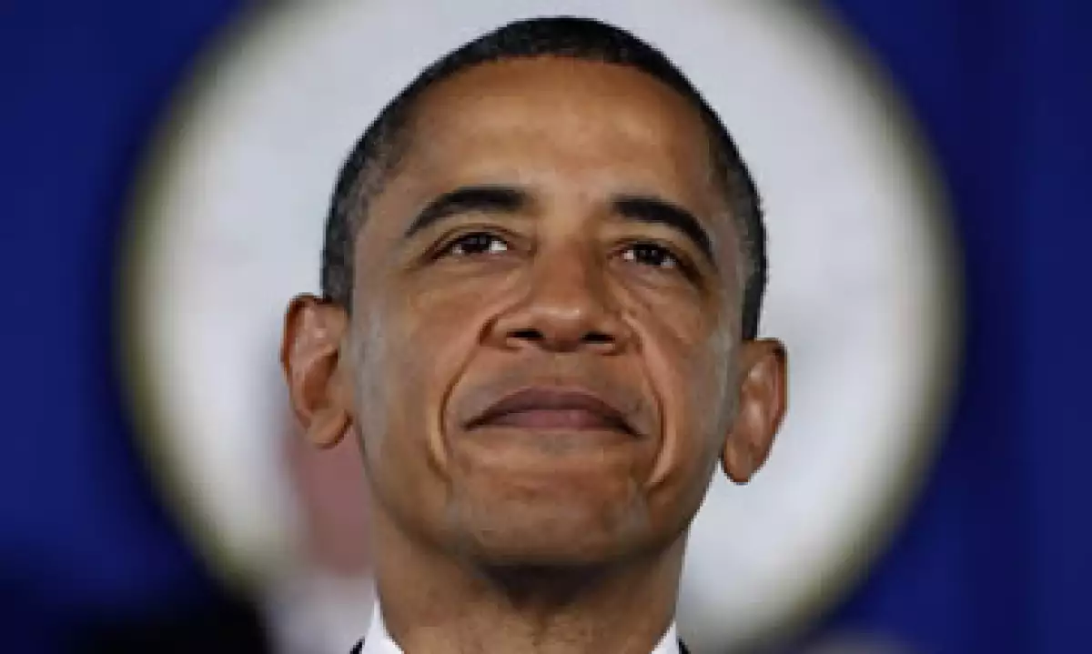 El discurso semanal de Obama fue grabado horas antes de que EU perdiera su calificación de crédito triple AAA. (Foto: Reuters)