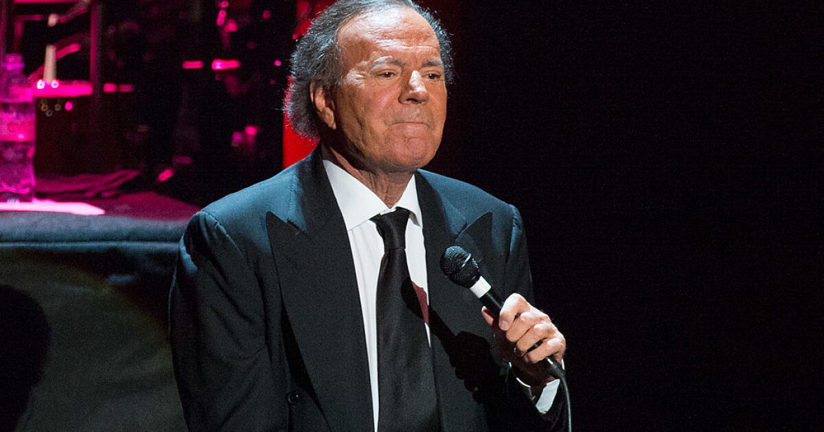 Julio Iglesias podrá ser investigado por agresión sexual tras aval de la Fiscalía española