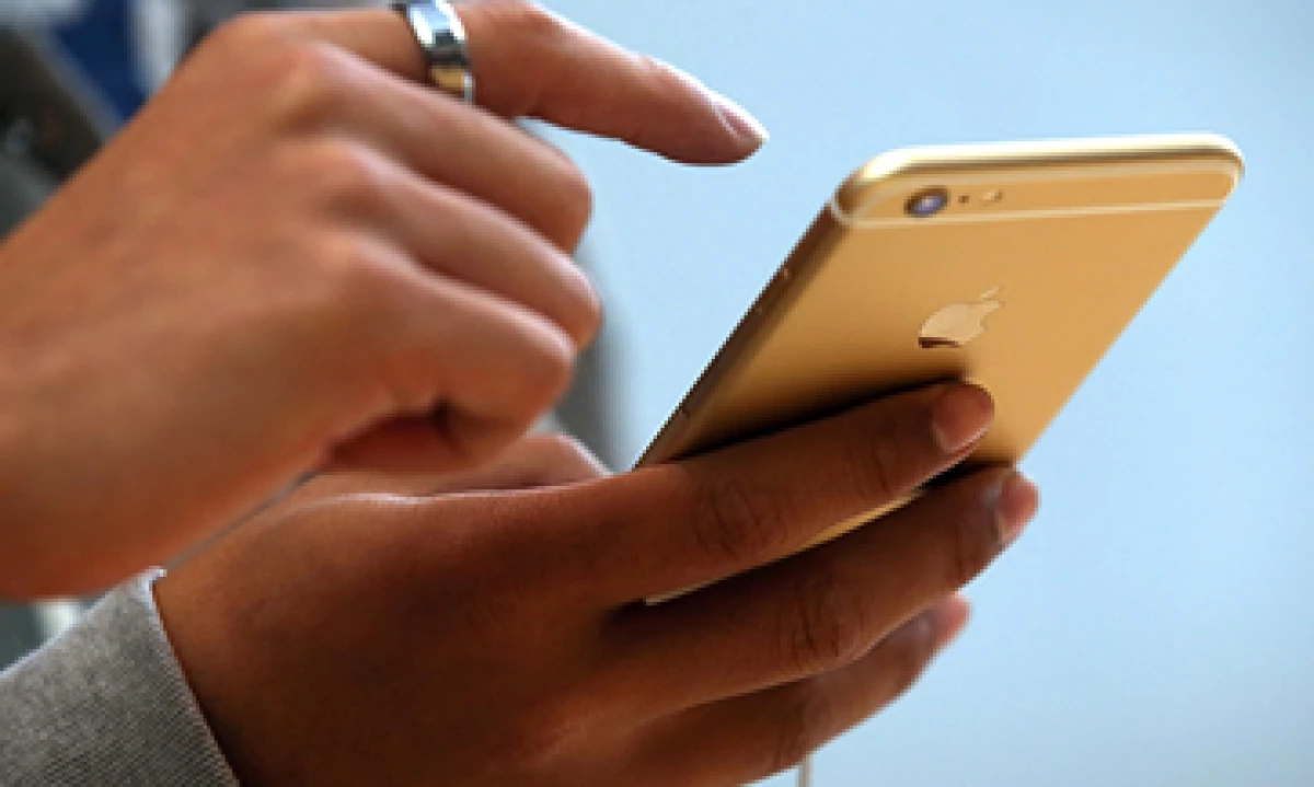 Desde la aplicación de WhatsApp puedes hacer una copia de tus conversaciones. (Foto: Getty Images )