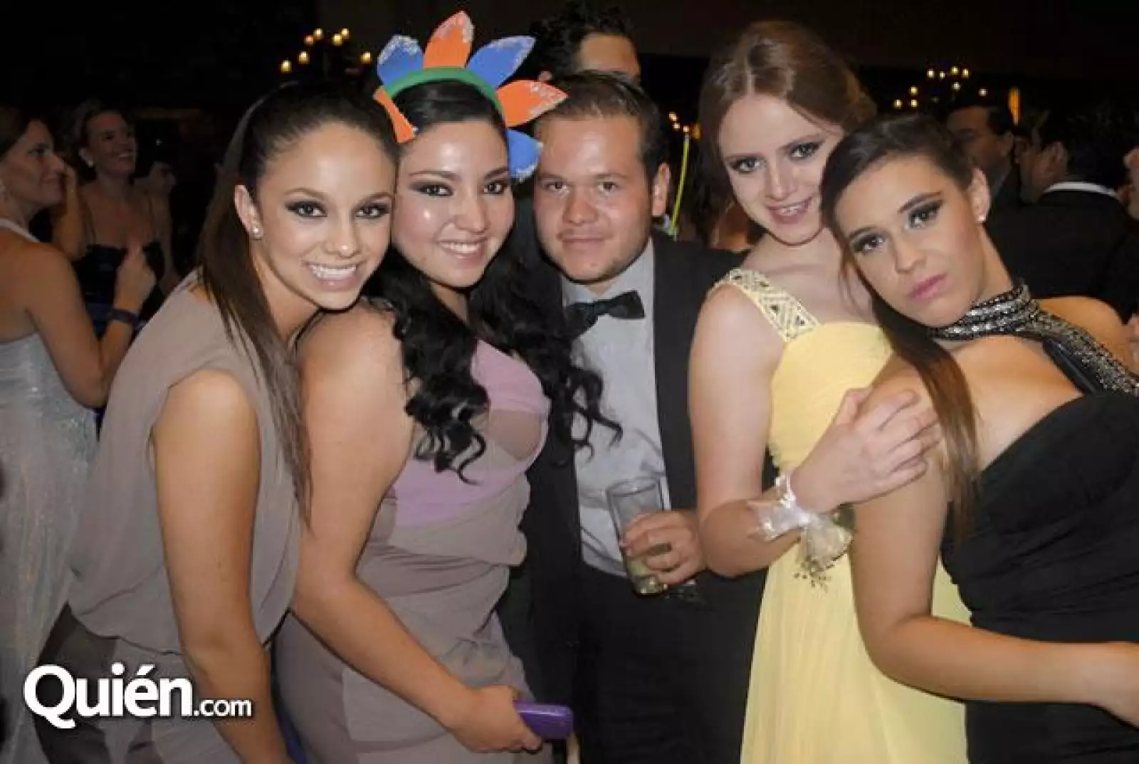 Mariana Barraza,Karina Origel,Luis Carlos,María Mota y Grecia García