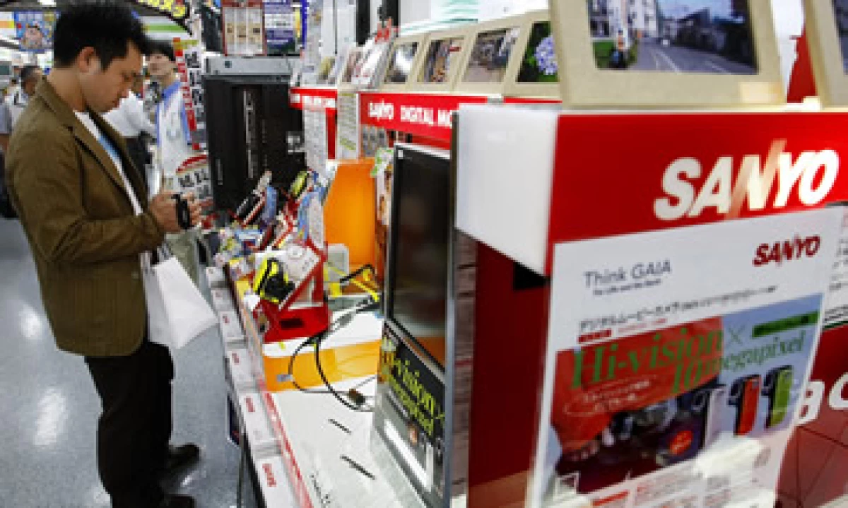 El negocio de Panasonic produce cámaras digitales para otras empresas, entre ellas Olympus Corp. (Foto: AP)