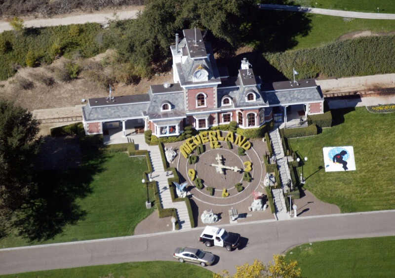 'Neverland': Una trampa para los niños, una guarida para ...