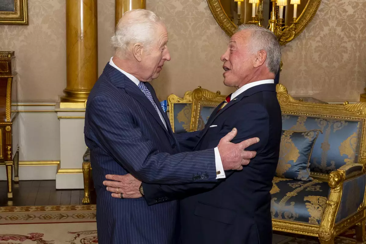 Rey-Charles-Rey-Abdullah-II