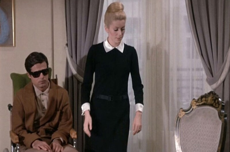 Catherine fue la musa indiscutible de Yves. En la imagen, la francesa vestida de YSL en Belle de Jour.