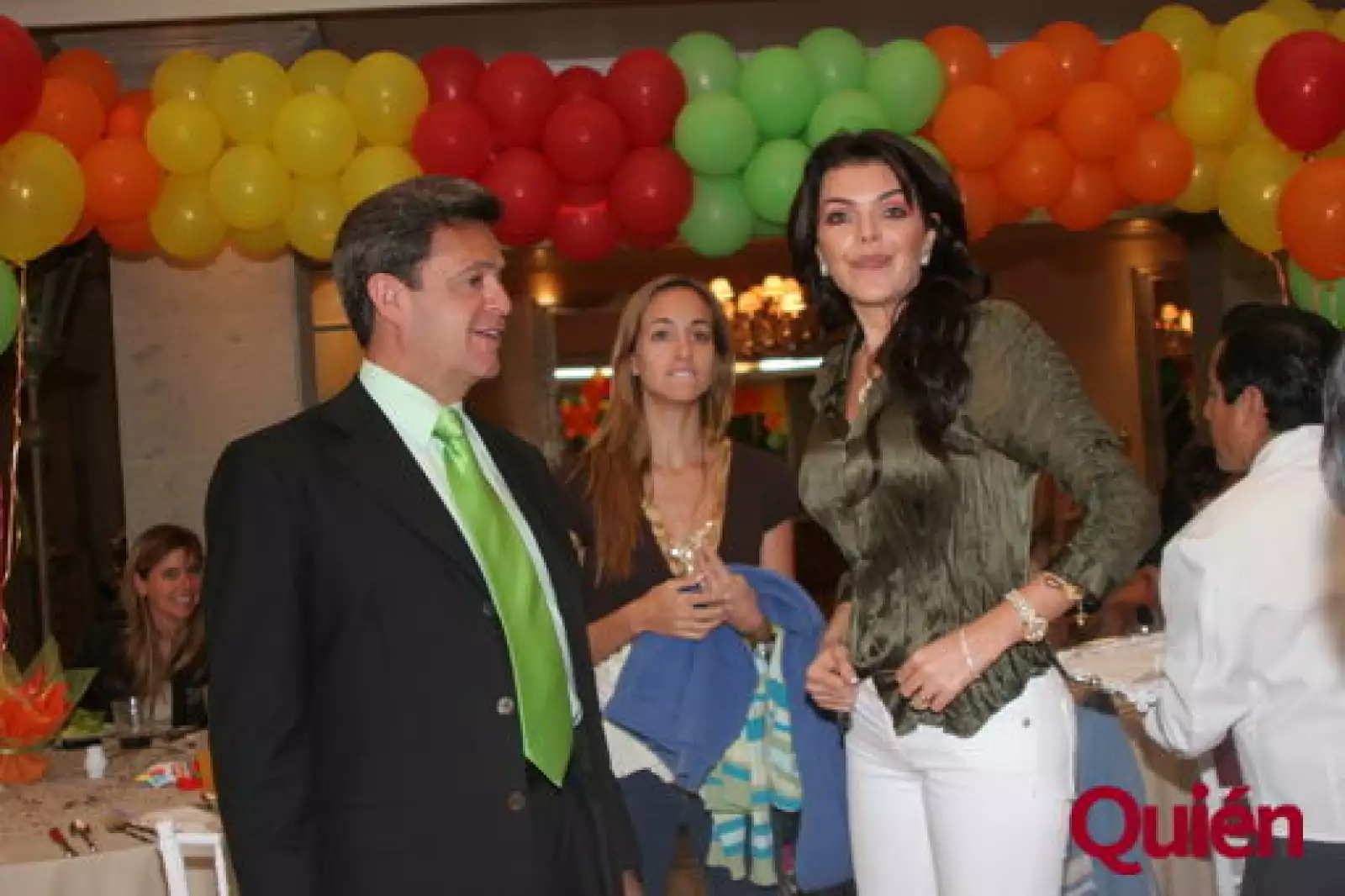 Carlos Peralta, Olivia Peralta, Mariana Tort