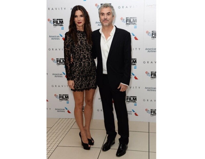 Sandra Bullock y Alfonso Cuarón durante la premier en el Festival de Cine en Londres.