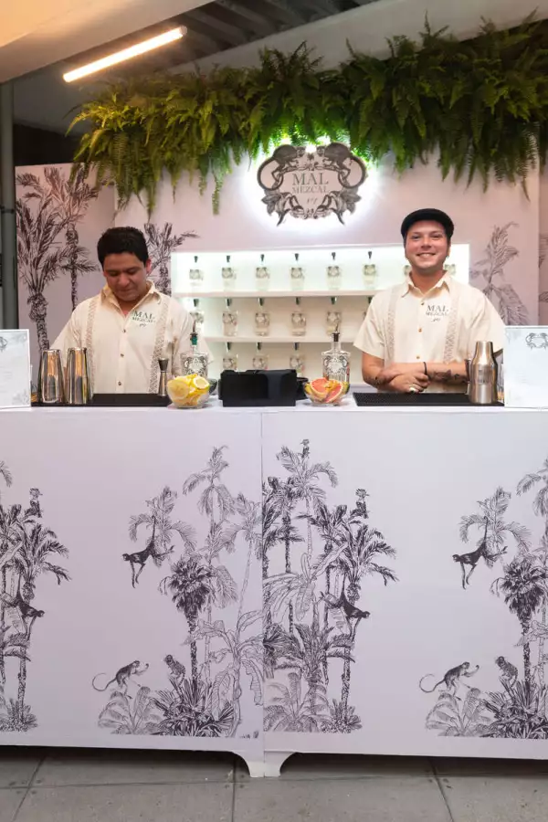 QUIEN 50 MAL MEZCAL-1.jpg