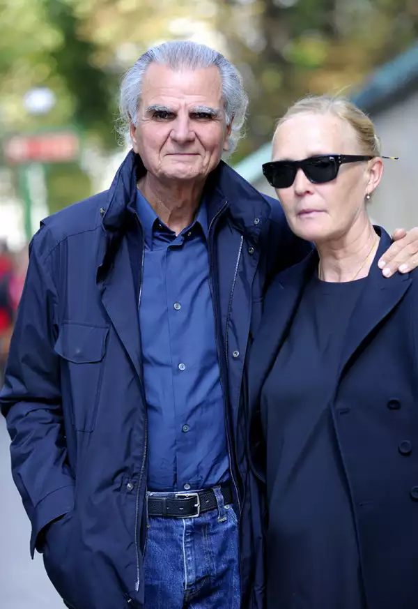 Street Style, Spring Summer 2018, Paris Fashion Week, France - 26 Sep 2017