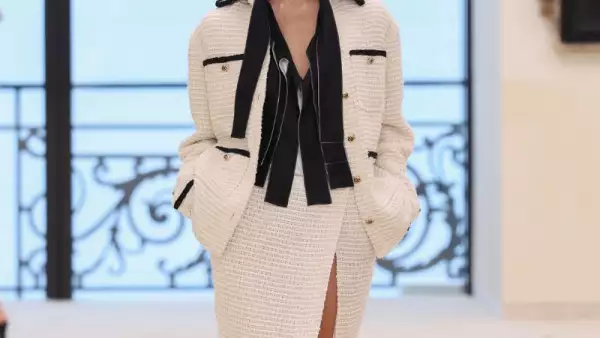 Chanel 2
