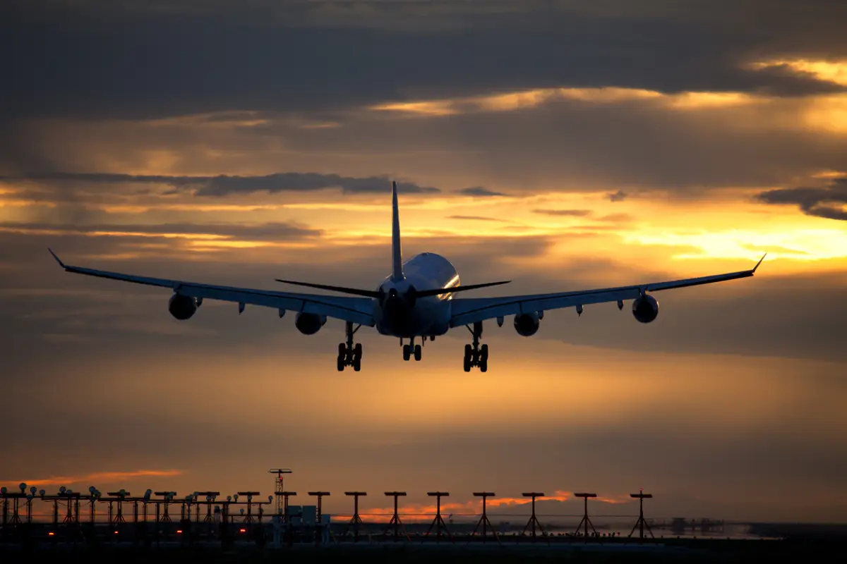 oma vinci airports
