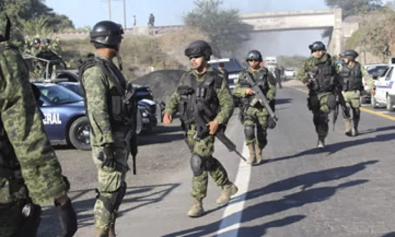 El Gobierno michoacano firmó un convenio con el Gobierno federal para tratar de paliar la violencia en el estado. (Foto: Cuartoscuro)