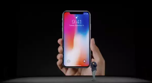 iPhone X