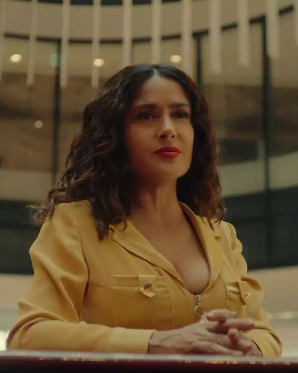 Salma Hayek en el capítulo Joan es horrible de Black Mirror